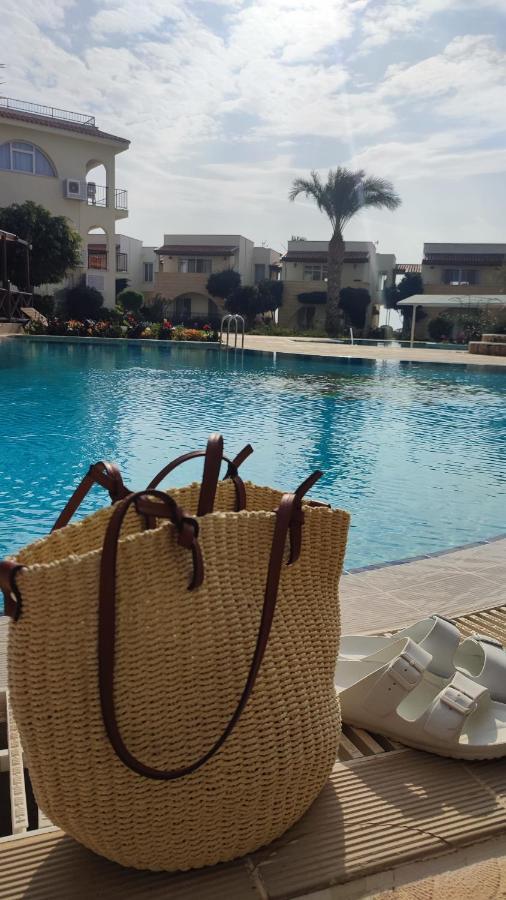 Fantastic 4 Cyprus First Line Beachfront Boghaz Exterior foto